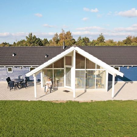 10 Person Holiday Home In R Dby Kramnitse Bagian luar foto