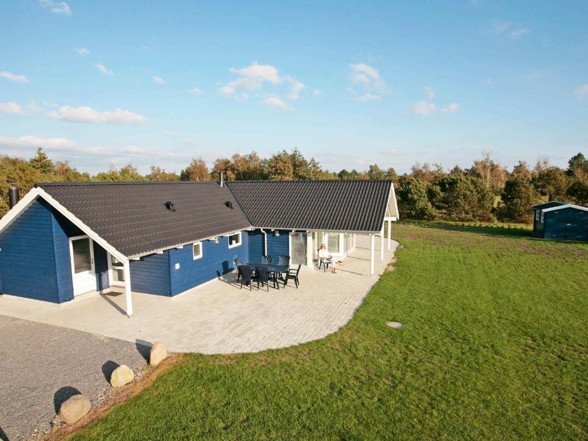 10 Person Holiday Home In R Dby Kramnitse Bagian luar foto