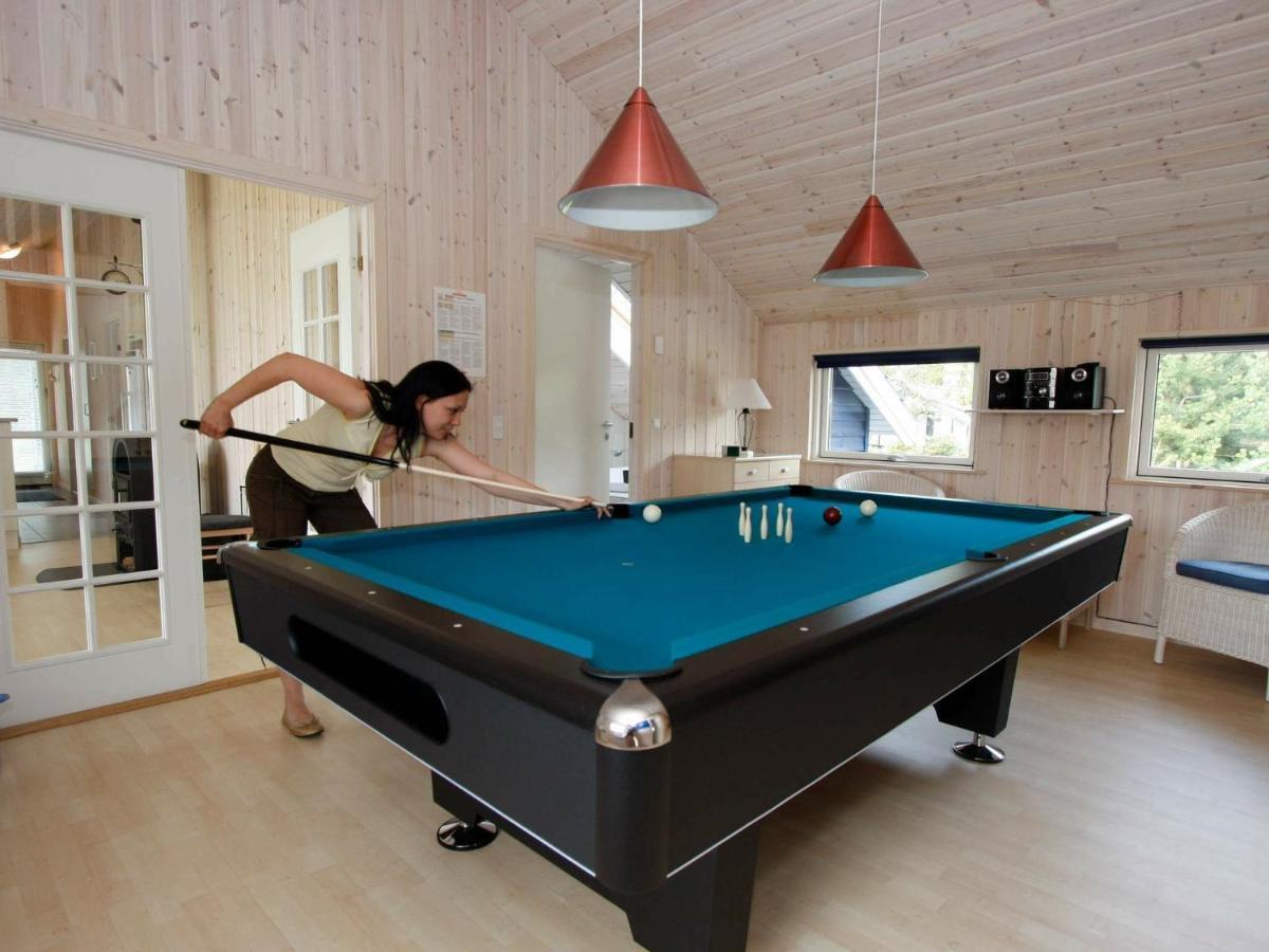 10 Person Holiday Home In R Dby Kramnitse Bagian luar foto