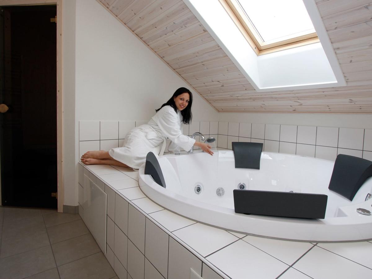 10 Person Holiday Home In R Dby Kramnitse Bagian luar foto