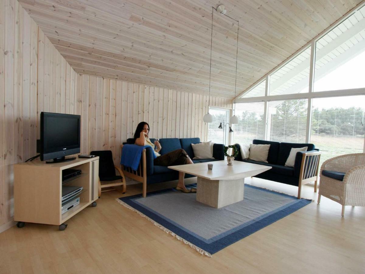 10 Person Holiday Home In R Dby Kramnitse Bagian luar foto
